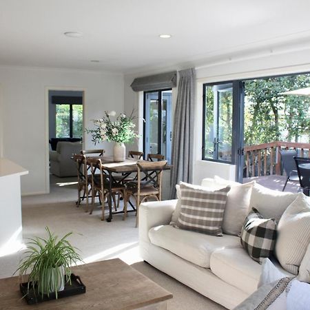 5-Min Walk To Village - Havelock North Holiday Home With Spa Pool Eksteriør bilde