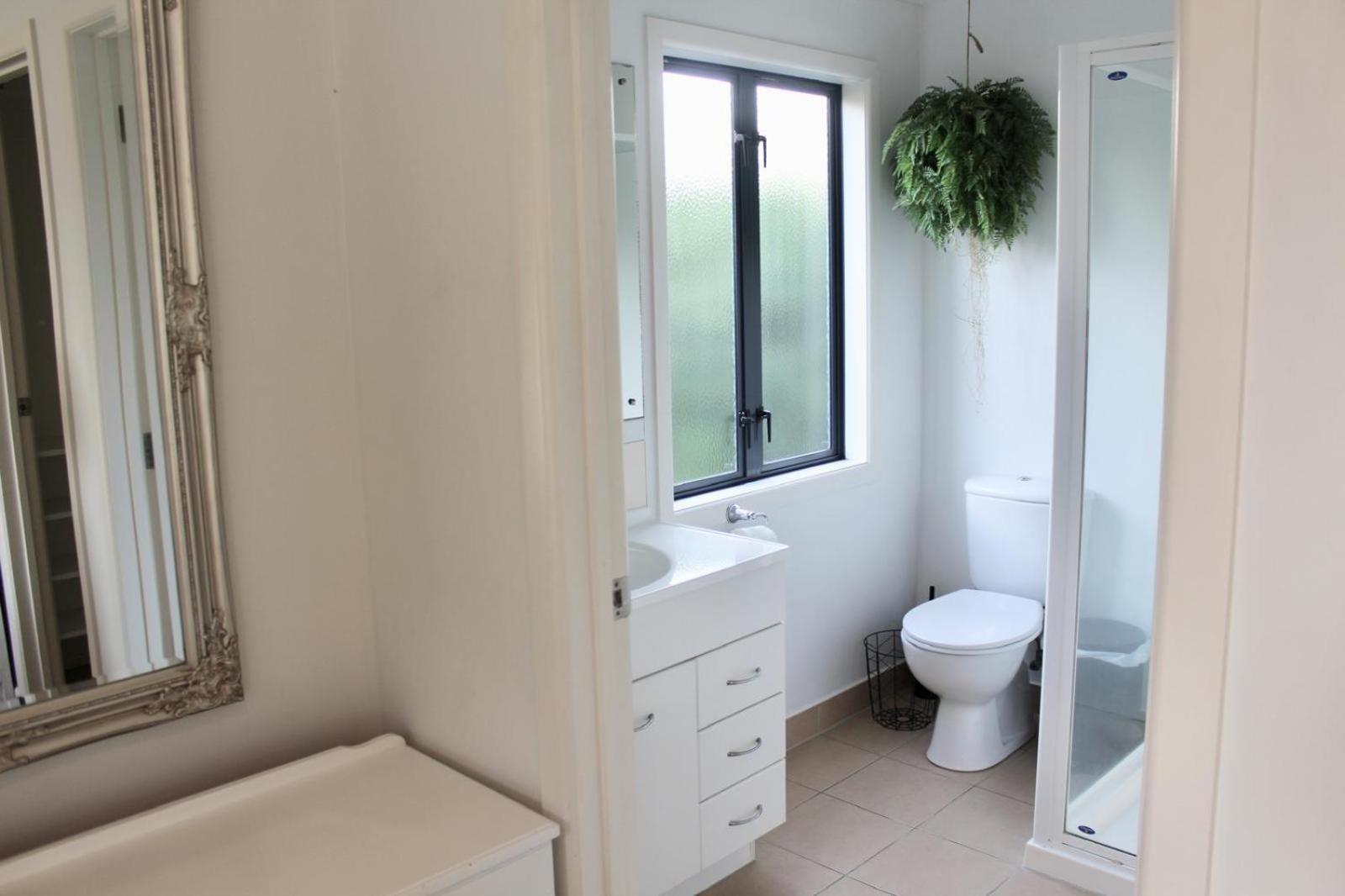 5-Min Walk To Village - Havelock North Holiday Home With Spa Pool Eksteriør bilde