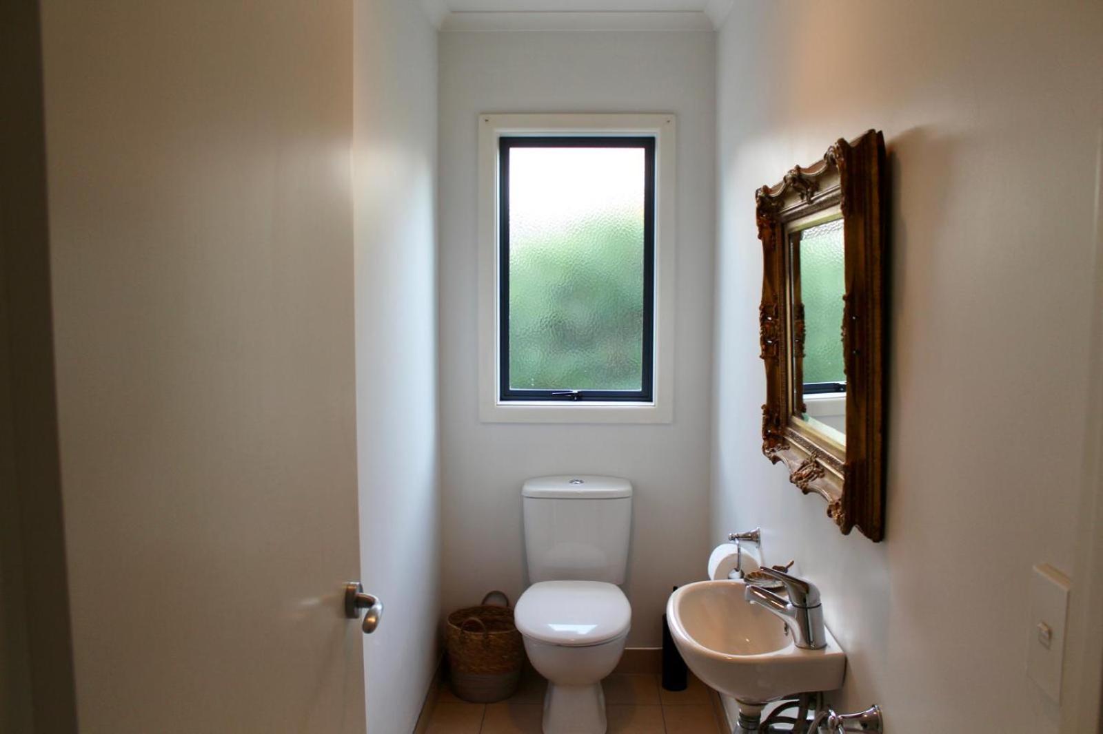 5-Min Walk To Village - Havelock North Holiday Home With Spa Pool Eksteriør bilde