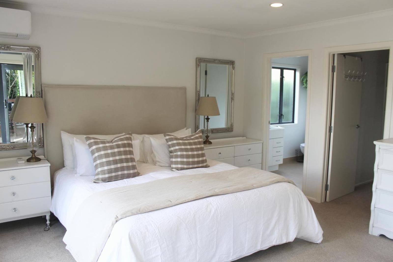 5-Min Walk To Village - Havelock North Holiday Home With Spa Pool Eksteriør bilde